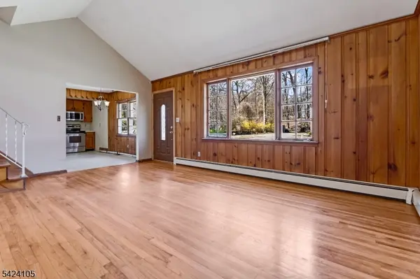 17 Katherine Rd, Rockaway Twp., NJ 07866