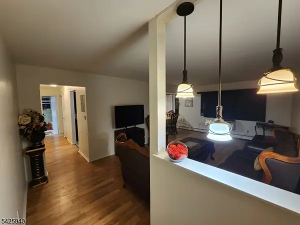 401 Highway 22 ,Bldg44,U4 #4, North Plainfield Boro, NJ 07060