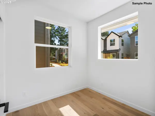 3272 SE 115th AVE, Portland, OR 97266