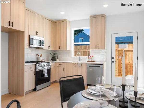 4350 NE Going ST, Portland, OR 97218