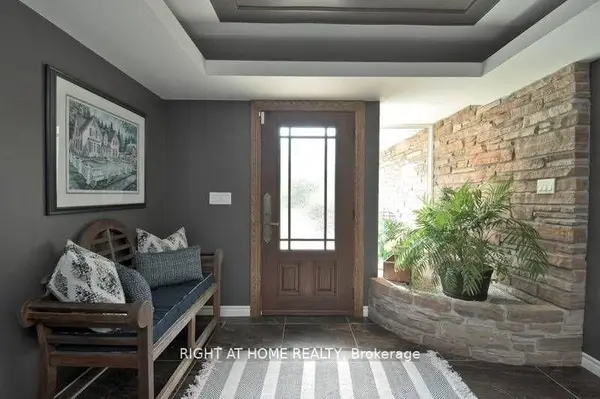 2305 Bowmanville AVE, Clarington, ON L1C 6W9