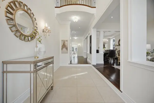 75 Virtue CRES, Vaughan, ON L4H 4C3