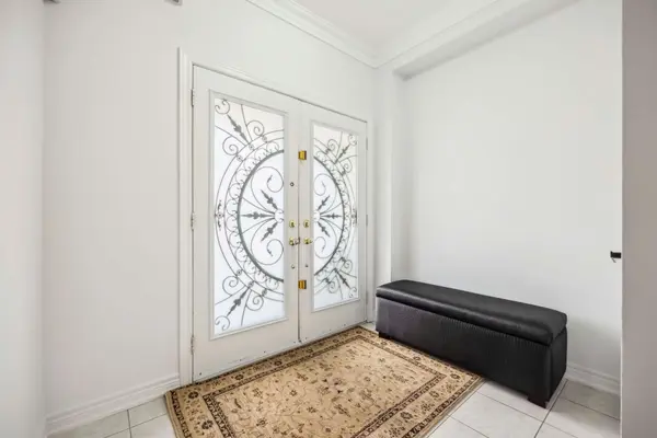 131 Lormel Gate, Vaughan, ON L4H 0C5