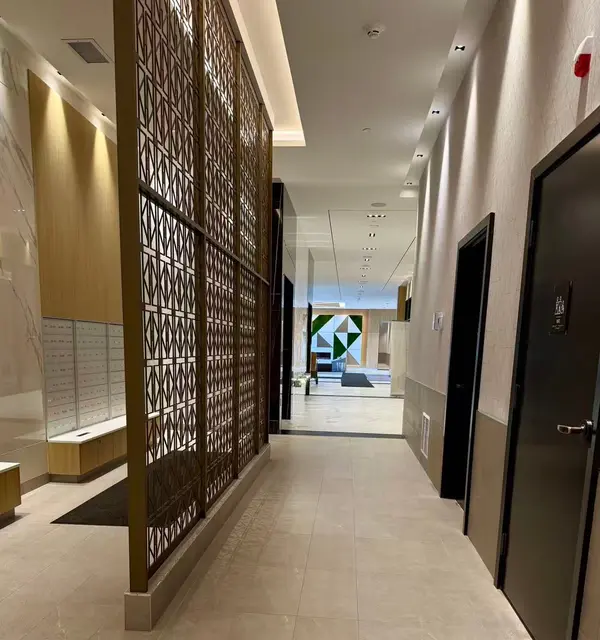 202 Burnhamthorpe RD E #1607, Mississauga, ON L5A 0B2