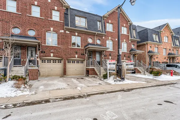 32 Battalion RD, Brampton, ON L7A 4B6