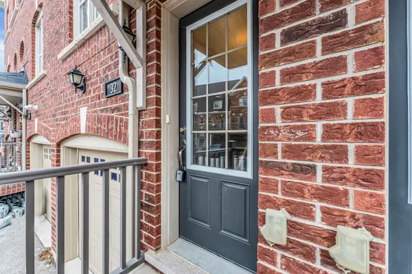 32 Battalion RD, Brampton, ON L7A 4B6