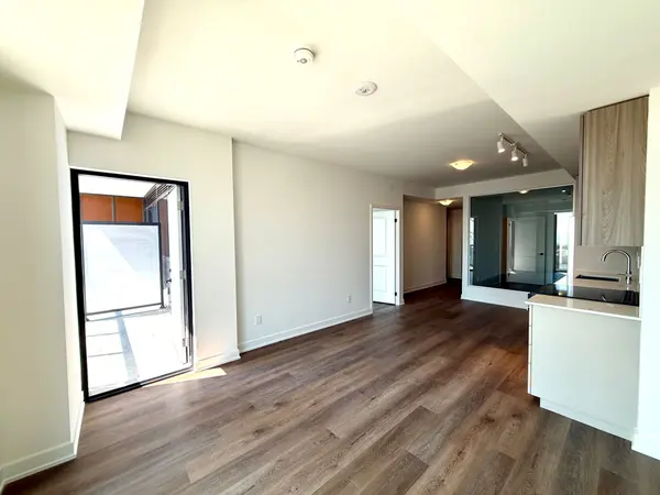 2075 Lakeshore RD #307, Burlington, ON L7R 0H3