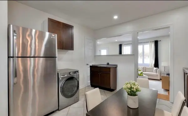 484 Speedvale AVE E #Upper, Guelph, ON N1E 1P2