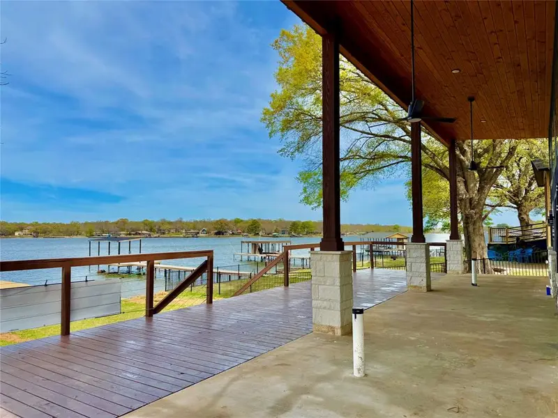 11194 Lakeside Lane, Mabank, TX 75156