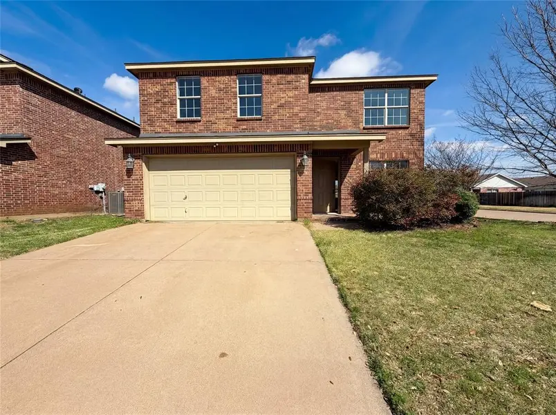 1200 Boxwood Drive, Crowley, TX 76036