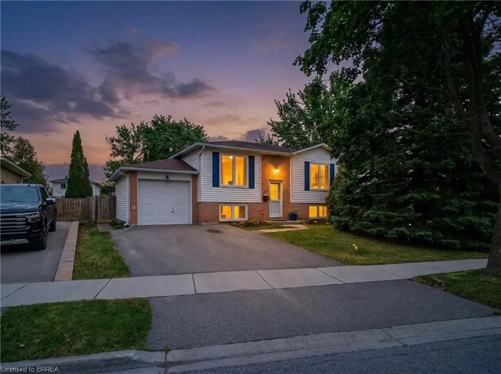 27 Jasper ST, Brantford, ON N3P 1M9