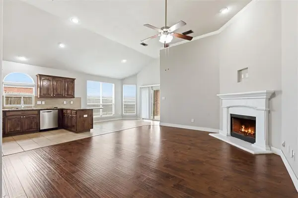 941 Jodie Drive, Weatherford, TX 76087