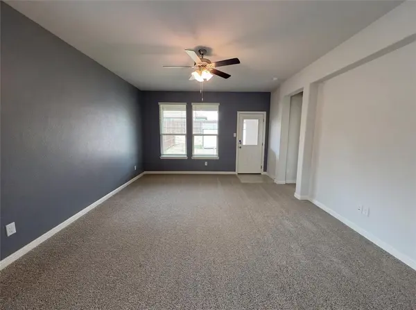 2520 Allview Lane, Glenn Heights, TX 75154