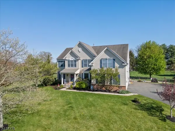 1 Tanager Dr, Raritan Twp., NJ 08551