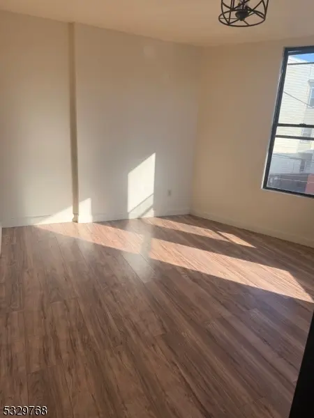 182 Ferry St #2B, Newark City, NJ 07105