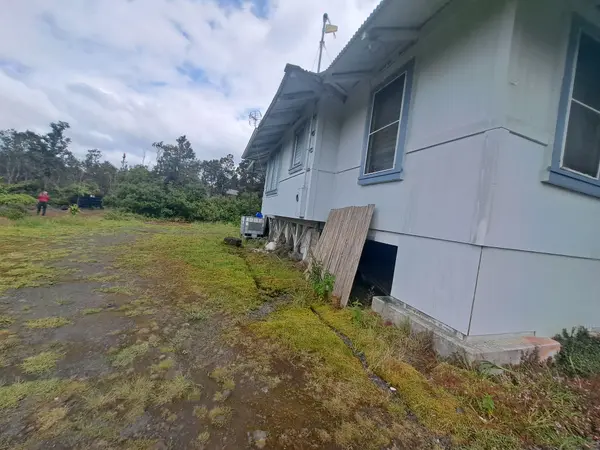 11-3379 OLD VOLCANO RD, Volcano, HI 96785