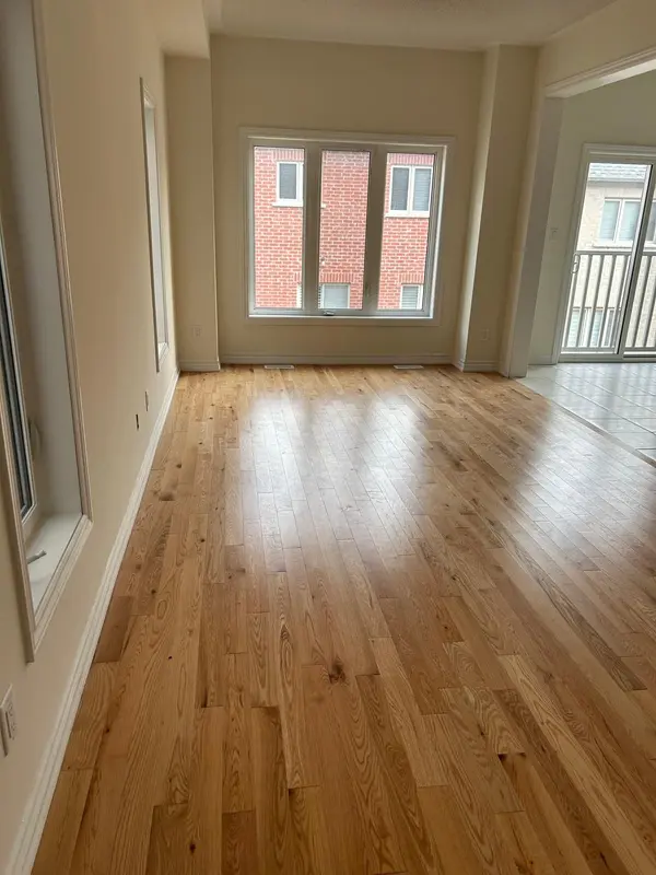 2547 Hibiscus DR, Pickering, ON L1X 0M6