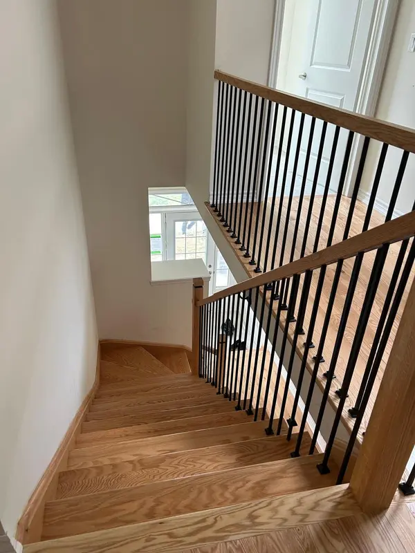 2547 Hibiscus DR, Pickering, ON L1X 0M6