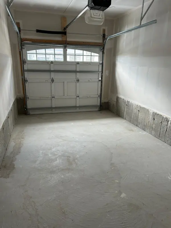 2547 Hibiscus DR, Pickering, ON L1X 0M6