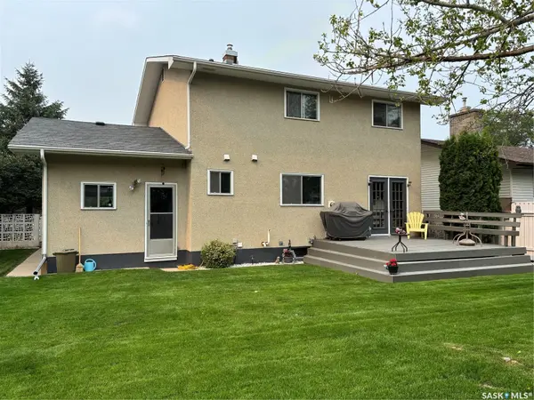 68 Deborah CRESCENT, Saskatoon, SK S7J 2W8