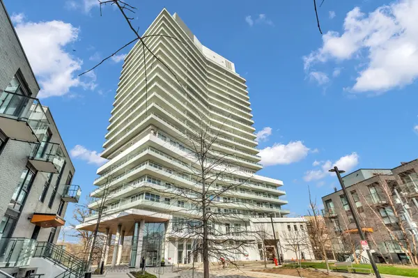 20 Brin DR #308, Toronto W08, ON M8X 0B2