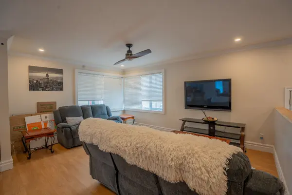 682 Henri CIR, Clarence-rockland, ON K4K 1C4