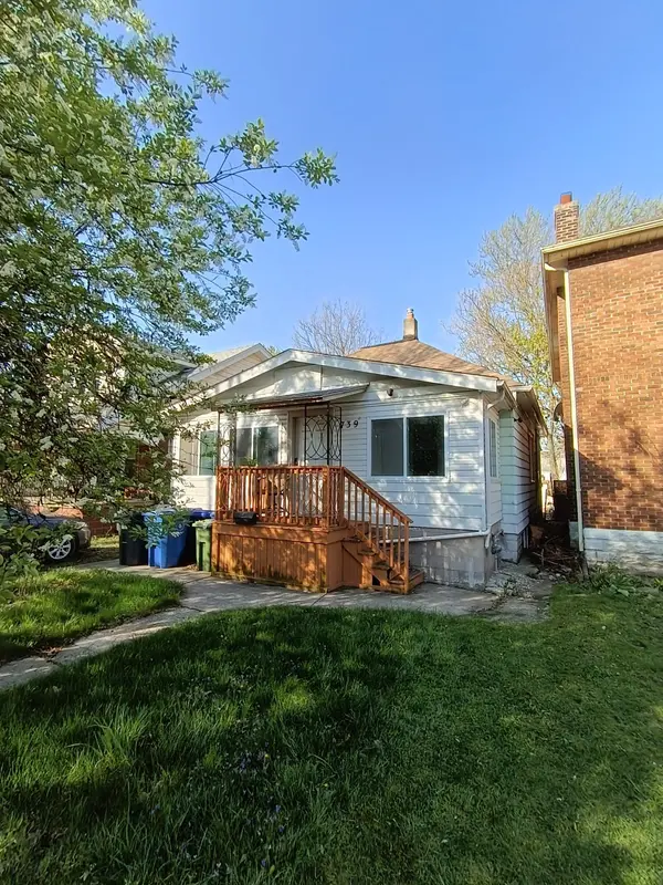 739 Campbell AVE, Windsor, ON N9B 2H6