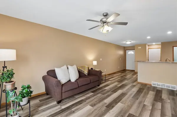 85 ALYDAR DRIVE, North Liberty, IA 52317