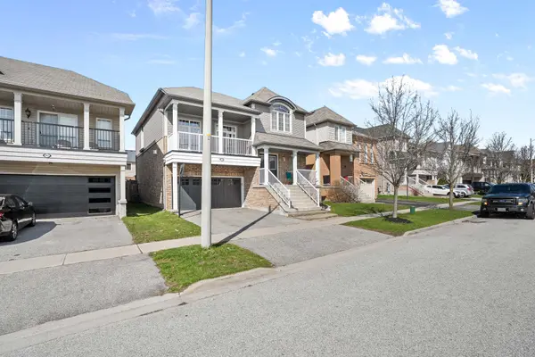 566 Oldman RD, Oshawa, ON L1K 2V9