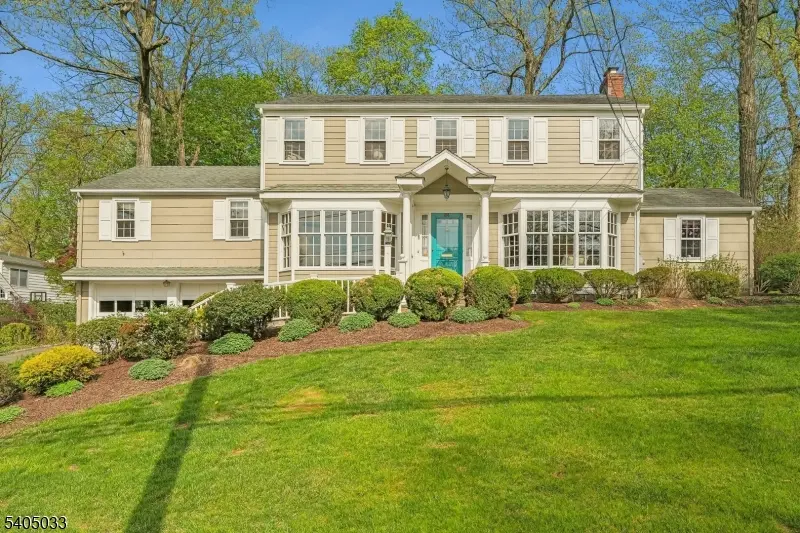 84 Pine Grove Ave, Summit City, NJ 07901