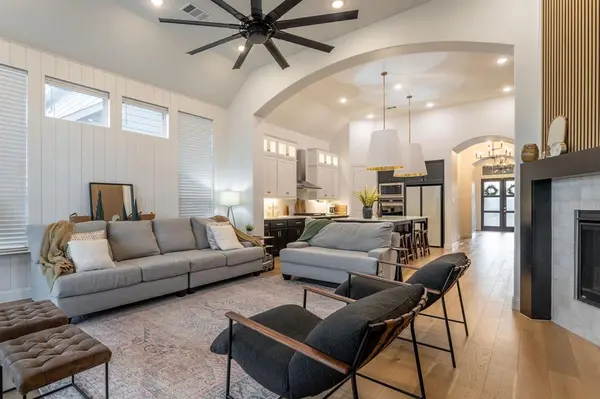 1828 Longspur Drive, Argyle, TX 76226