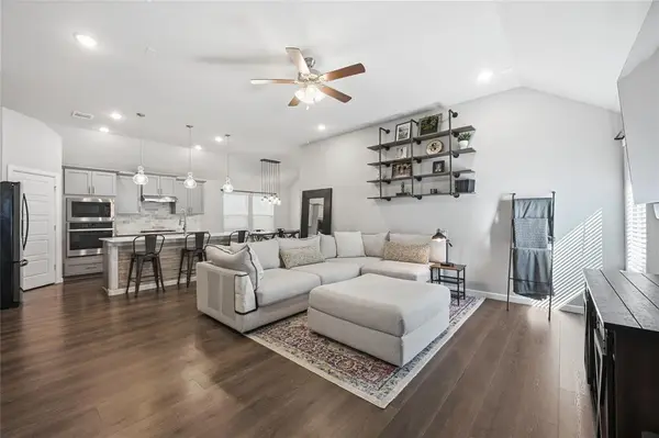 12448 Iveson Drive, Fort Worth, TX 76052