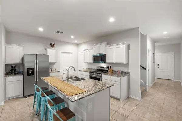 105 Greengate Drive, Boyd, TX 76023