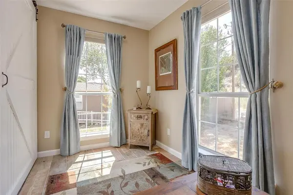 5901 Parkside Court, Granbury, TX 76048