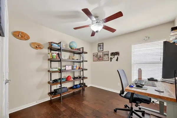 3812 Surf Street, Denton, TX 76208