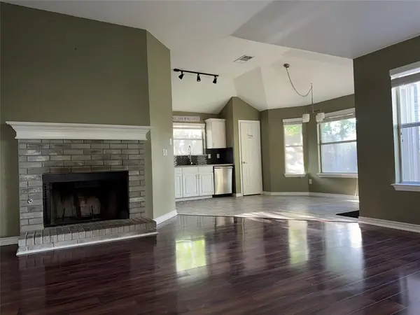 6241 Peach Tree Drive, Midlothian, TX 76065