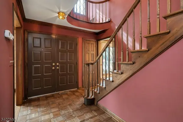 34 Connecticut St, Cranford Twp., NJ 07016