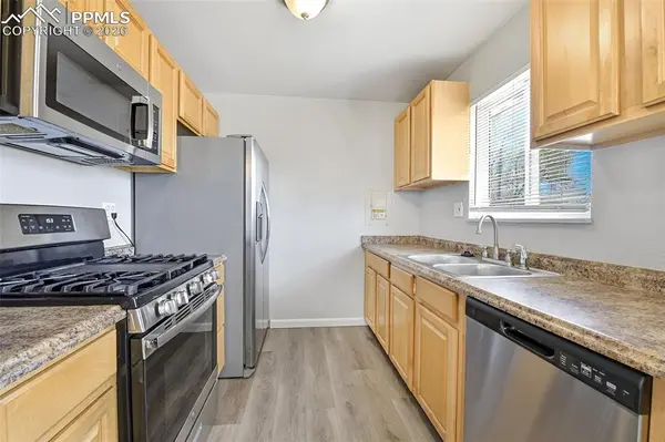 2113 Saranac DR, Colorado Springs, CO 80910