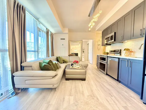 375 Sea Ray AVE #225, Innisfil, ON L9S 0L9