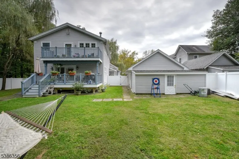 481 Terrill Rd, Fanwood Boro, NJ 07023