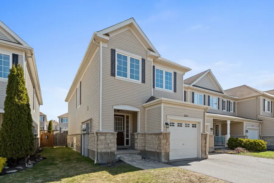 2647 Half Moon Bay RD, Barrhaven, ON K2J 0Z6