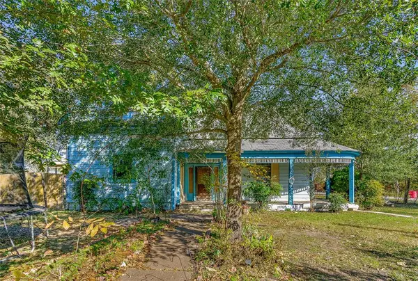 713 E College Street, Terrell, TX 75160