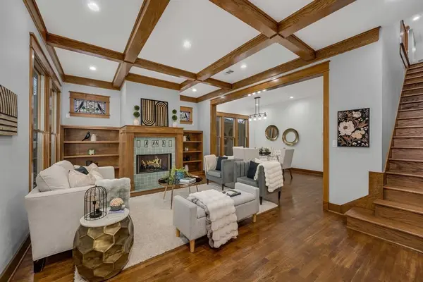 6045 Velasco Avenue, Dallas, TX 75206