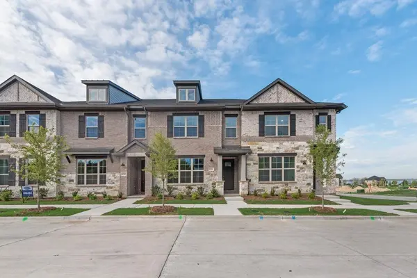 8322 Bayside Drive, Rowlett, TX 75088