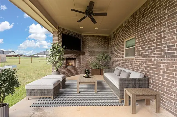 3401 Chinaberry Lane, Joshua, TX 76058