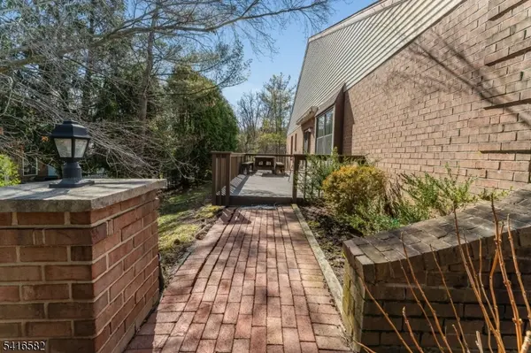 8 Betty Court, Lebanon Boro, NJ 08833