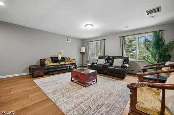 131 Lawrence Dr, Millburn Twp., NJ 07078