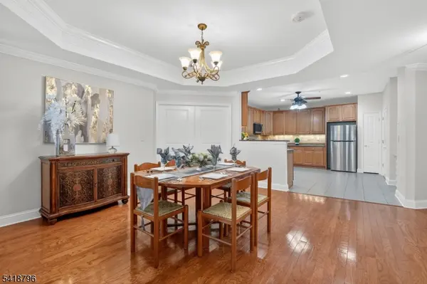 9210 Ravenscroft Rd, Clifton City, NJ 07013