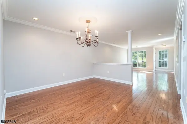 17 Clark Ct, Bernards Twp., NJ 07920