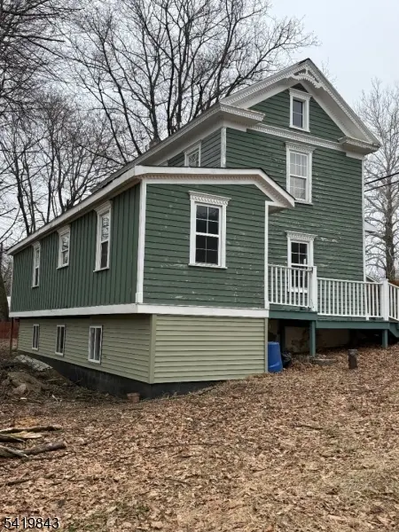 2 Barkers Mill Rd, Independence Twp., NJ 07840